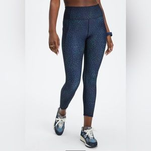 Fabletics Oasis High-Waisted 7/8| Size: S/6 | Heatmap Leopard